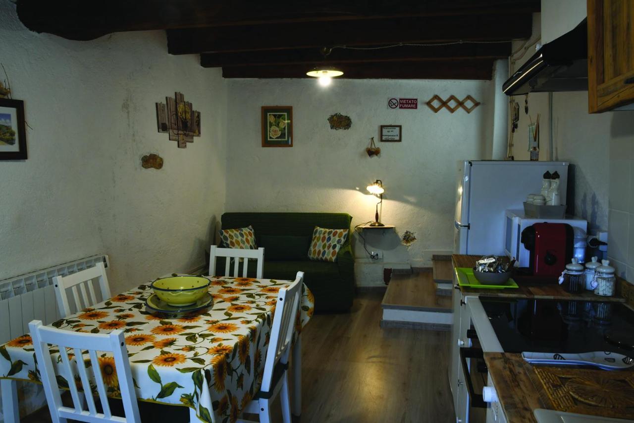 Agriturismo Nonnamelia Nasino Εξωτερικό φωτογραφία
