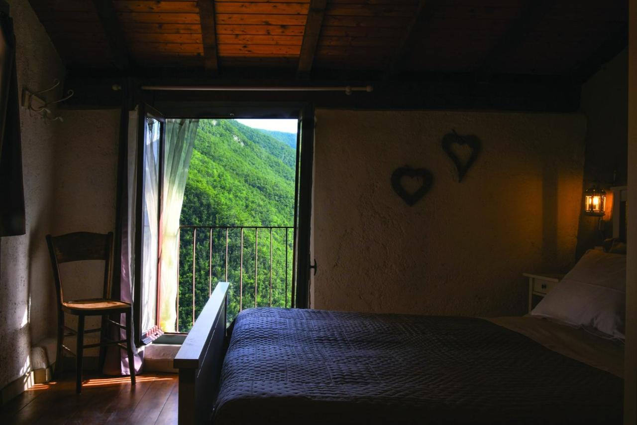 Agriturismo Nonnamelia Nasino Εξωτερικό φωτογραφία