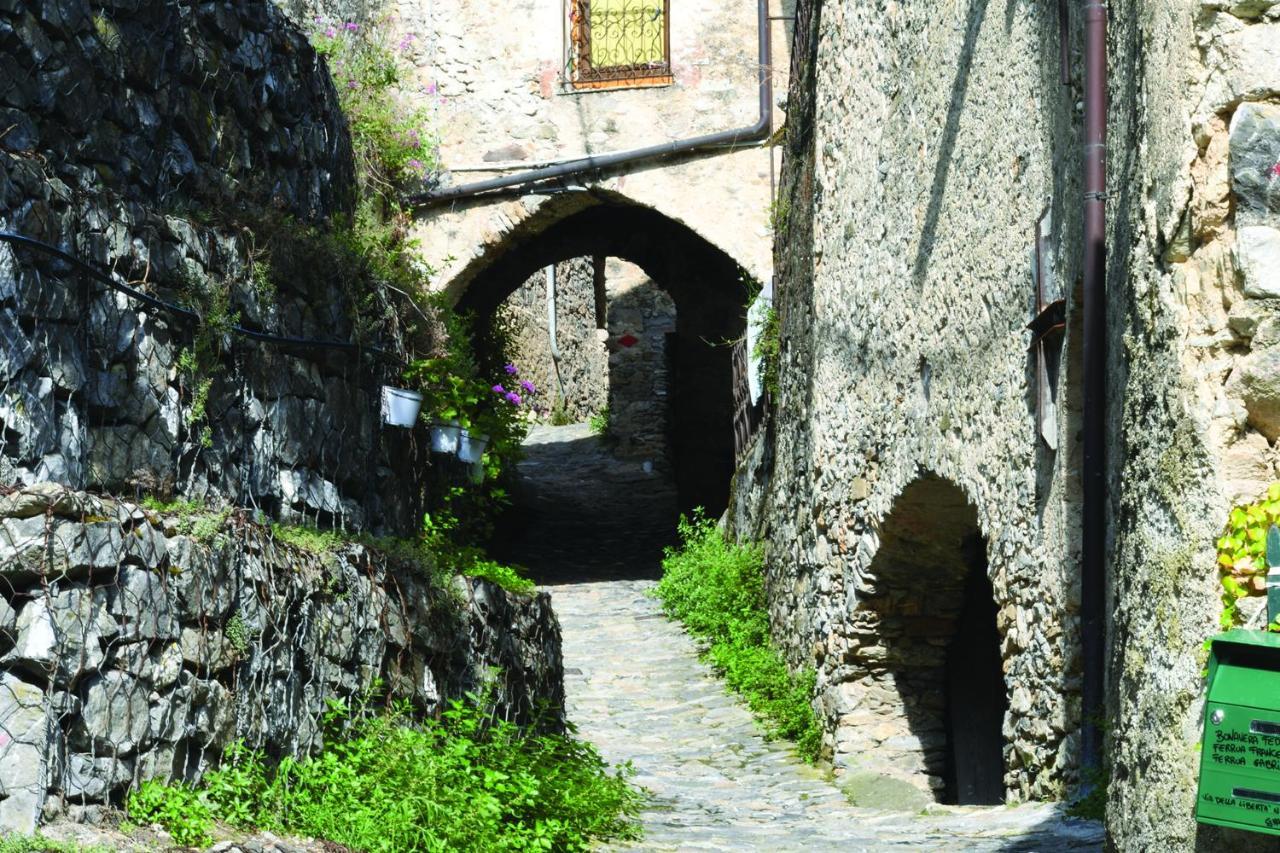 Agriturismo Nonnamelia Nasino Εξωτερικό φωτογραφία